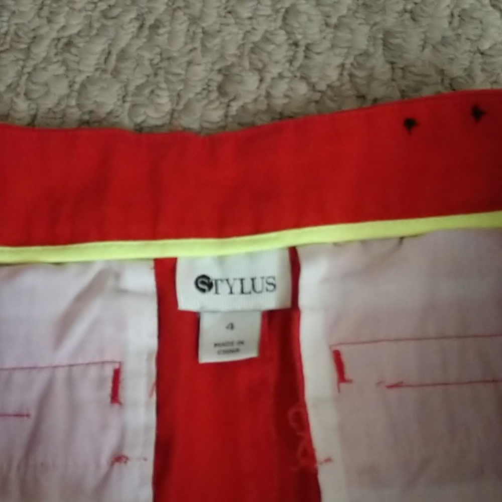 Shorts - Picture 2 of 2